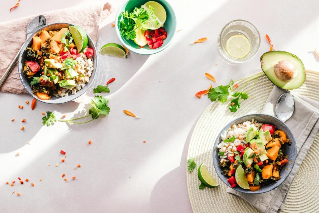 Healthy Eating and Mental Well-being: Building Resilience Through Nutrition in 2025